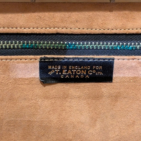 EUC 1950s Vintage Fassbender for Eaton's Gladstone Handbag with Metal Hardware - Picture 15 of 15